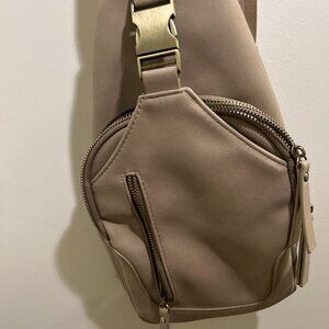 New. Antik Kraft Beige Belt Bag with Sleek Design and Adjustable Straps.